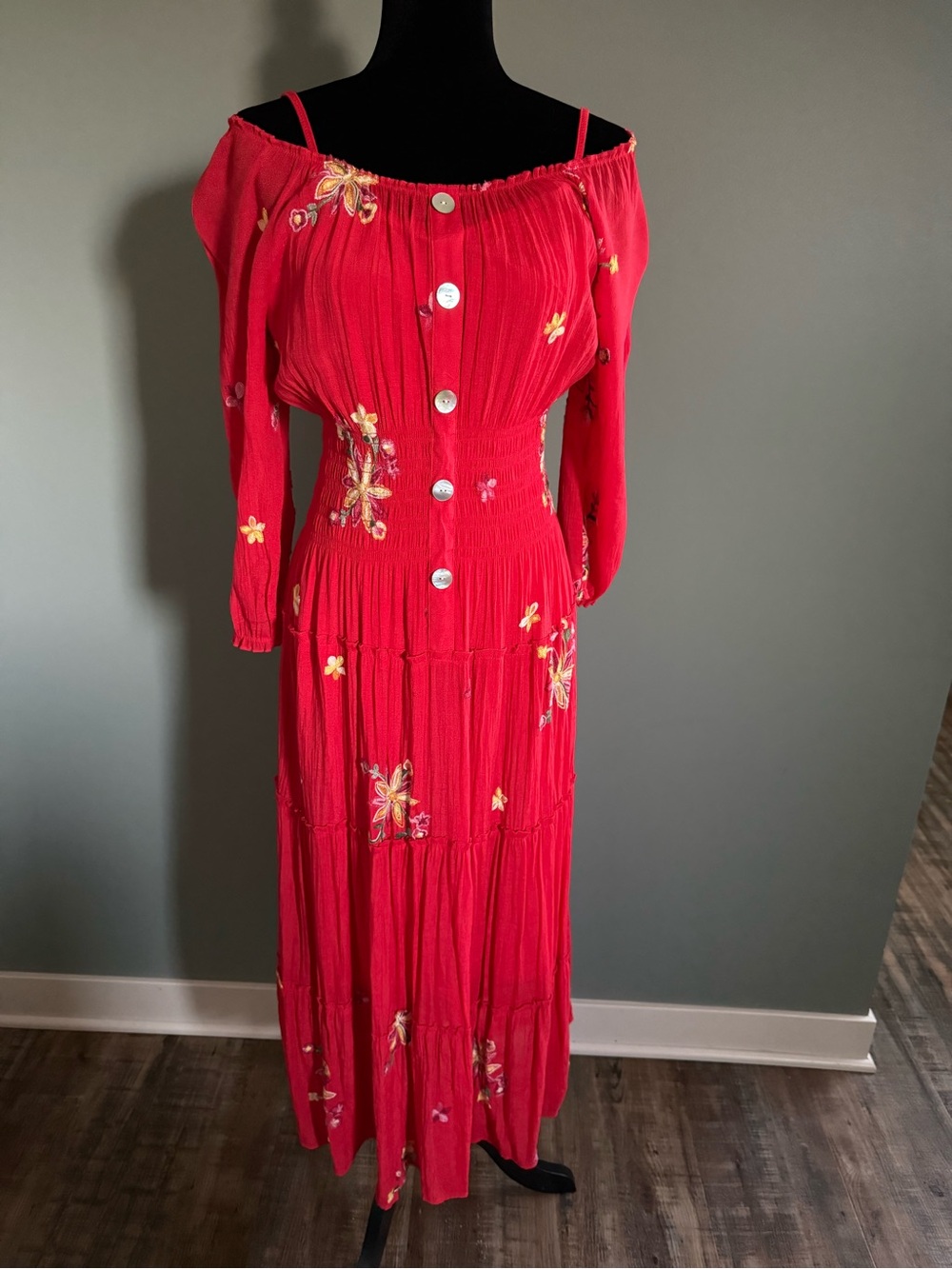 🌺 Fig and Flower Coral Embroidered Boho Midi Dress Plus PL